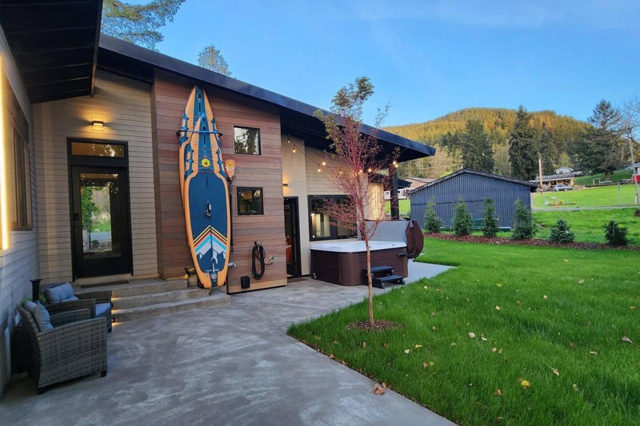 Luxe Lake Cabin Hot Tub Grill Firepit Ev Charger Onalaska 외부 사진